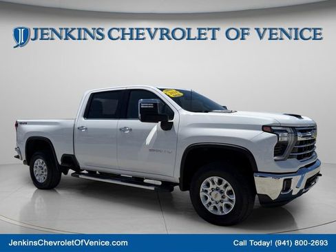 Used 2024 Chevrolet Silverado 2500 LTZ image 1