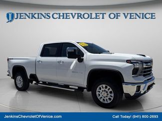 Used 2024 Chevrolet Silverado 2500 LTZ video 1