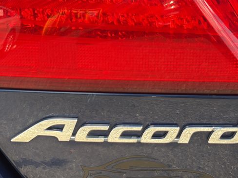 Used 2015 Honda Accord LX image 29