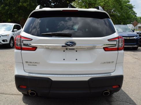 Used 2024 Subaru Ascent Premium w/ Convenience Package AWD/4WD image 7