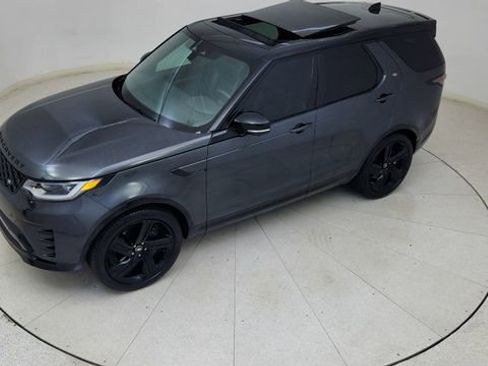 Used 2024 Land Rover Discovery Dynamic SE AWD/4WD image 81