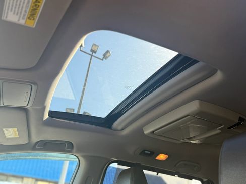 Used 2018 Honda Odyssey Touring image 26