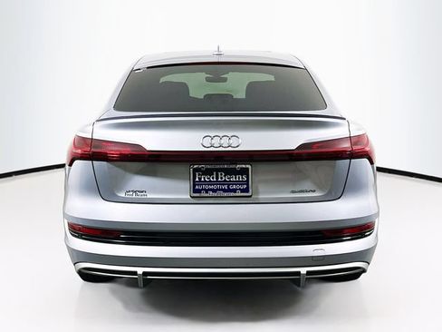Used 2023 Audi e-tron Premium Plus w/ Premium Plus Package AWD/4WD image 7