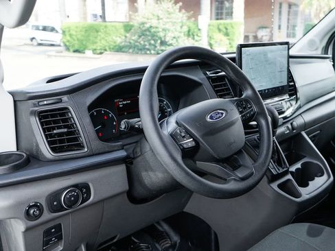 Used 2023 Ford Transit 350 XLT RWD image 21