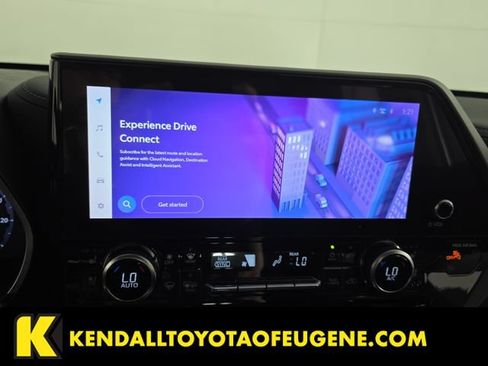 Used 2023 Toyota Highlander Limited AWD/4WD image 17
