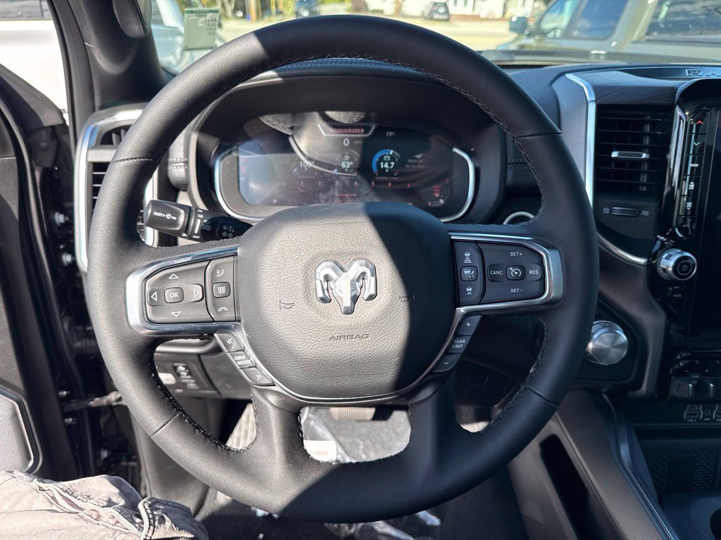 New 2027 RAM 1500 Laramie AWD/4WD image 10