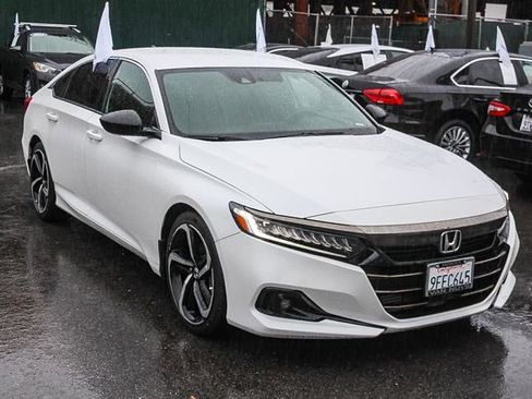 Used 2022 Honda Accord Sport image 3