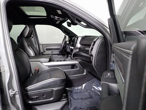 Used 2025 RAM 3500 Laramie w/ Night Edition image 39