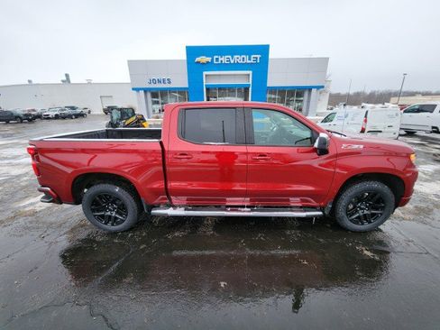 Used 2024 Chevrolet Silverado 1500 RST AWD/4WD image 6