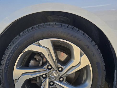Used 2018 Honda Accord EX-L image 14