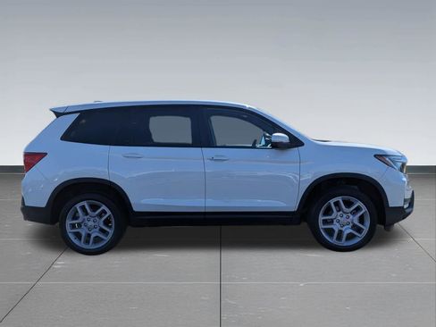 Used 2024 Honda Passport EX-L image 6