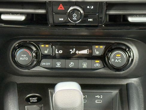 New 2026 Nissan Kicks SV AWD/4WD image 20