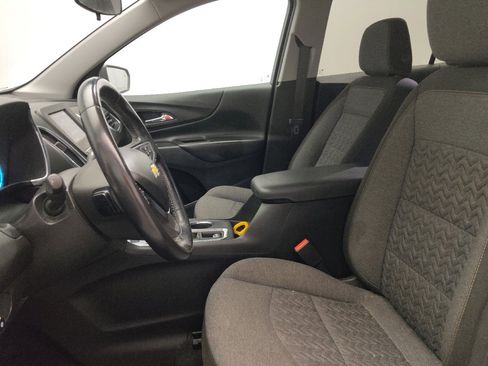 Used 2022 Chevrolet Equinox LT AWD/4WD image 17