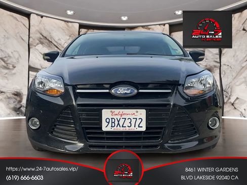 Used 2013 Ford Focus Titanium w/ Titanium Handling Pkg image 8