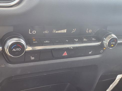 Certified 2025 MAZDA CX-30 AWD 2.5 S w/ Preferred Package image 21