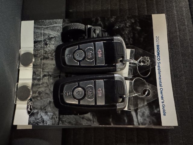 Used 2021 Ford Bronco Outer Banks AWD/4WD image 28