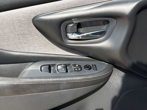 Used 2020 Nissan Murano S w/ Technology Package AWD/4WD image 14