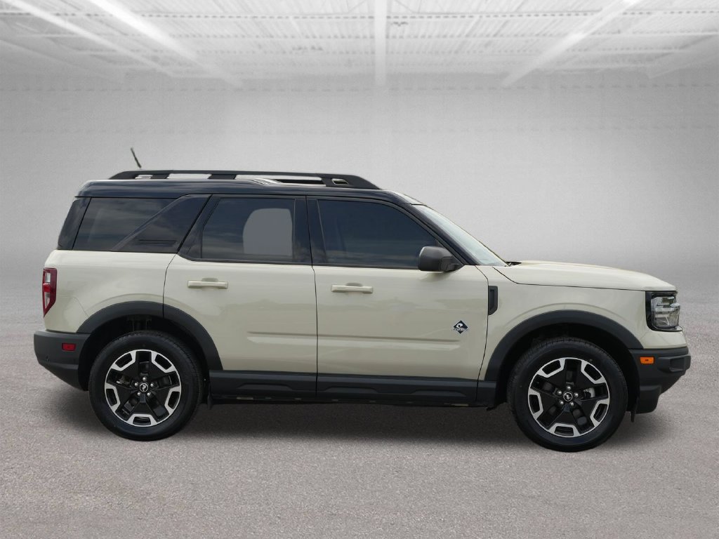 Used 2024 Ford Bronco Sport Outer Banks AWD/4WD image 10