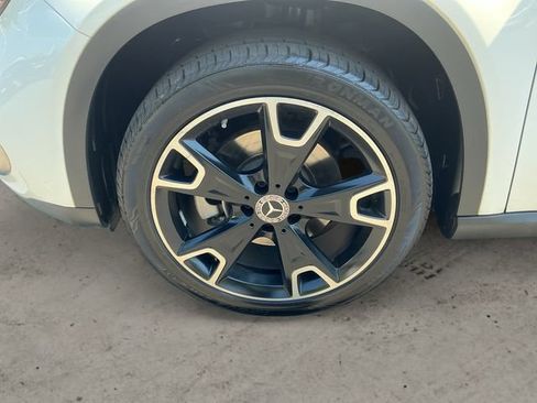 Used 2019 Mercedes-Benz GLA 250 4MATIC image 9