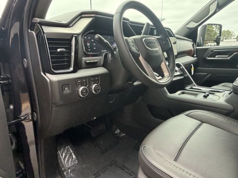 New 2026 GMC Sierra 3500 Denali w/ Denali Reserve Package AWD/4WD image 19