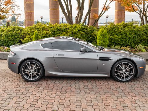 Used 2011 Aston Martin V8 Vantage N420 image 36