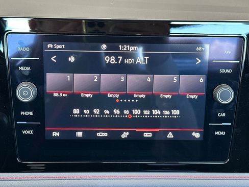 Used 2025 Volkswagen Jetta GLI Autobahn FWD image 16