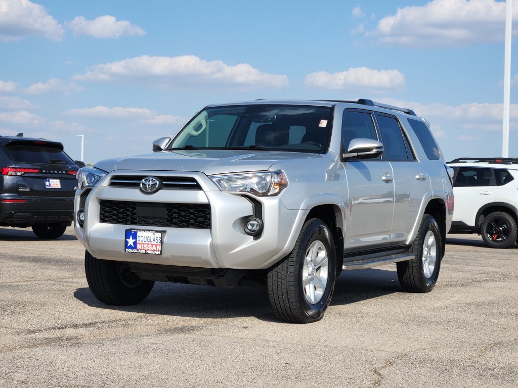 Used 2023 Toyota 4Runner SR5 Premium w/ Moonroof Package AWD/4WD image 2