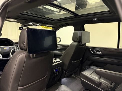 Used 2022 Chevrolet Tahoe LT w/ Luxury Package image 23