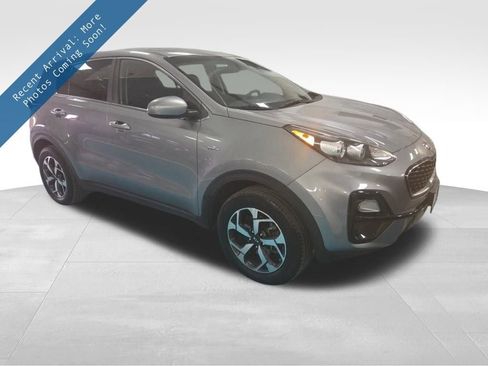 Used 2020 Kia Sportage LX image 1
