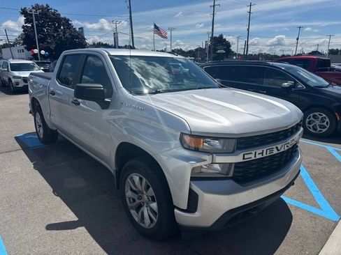 Used 2020 Chevrolet Silverado 1500 Custom AWD/4WD image 2