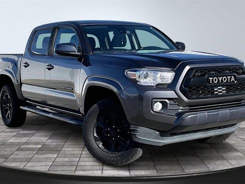 Used 2019 Toyota Tacoma SR5 image 2