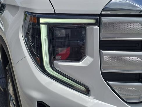 New 2026 GMC Sierra 1500 SLE w/ Preferred Package RWD image 10
