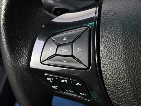 Used 2016 Ford Explorer XLT w/ Equipment Group 202A AWD/4WD image 34