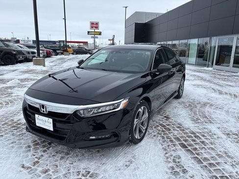Used 2018 Honda Accord EX image 1