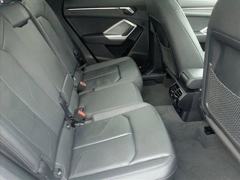 Used 2022 Audi Q3 2.0T Premium image 20