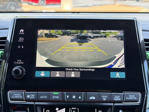 Certified 2024 Honda Odyssey Sport image 4