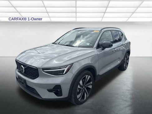 Used 2024 Volvo XC40 B5 Plus w/ Climate Package AWD/4WD image 23