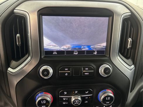 Used 2022 GMC Sierra 1500 SLT w/ SLT Premium Plus Package AWD/4WD image 36
