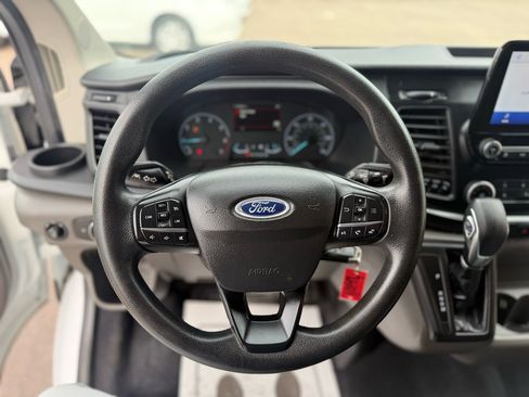 Used 2020 Ford Transit 250 Low Roof AWD image 15