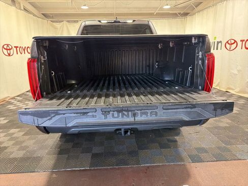 Used 2022 Toyota Tundra SR5 AWD/4WD image 16