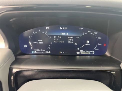 Certified 2023 Lincoln Nautilus Reserve AWD/4WD image 9