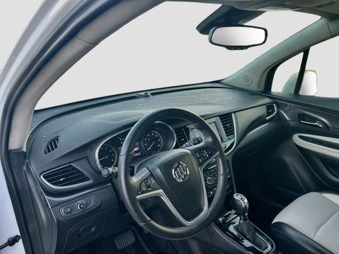 Used 2022 Buick Encore Preferred w/ Safety Package AWD/4WD image 9