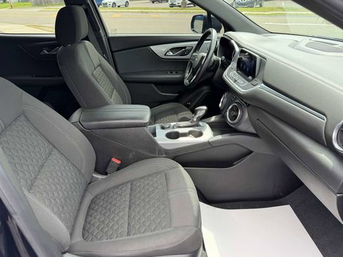 Used 2020 Chevrolet Blazer LT AWD/4WD image 18