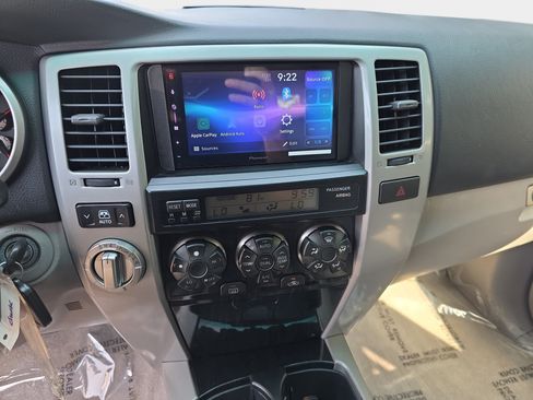 Used 2007 Toyota 4Runner Limited AWD/4WD image 17