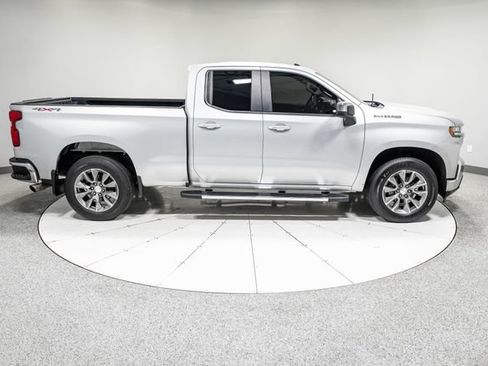 Used 2019 Chevrolet Silverado 1500 LT w/ All-Star Edition AWD/4WD image 30