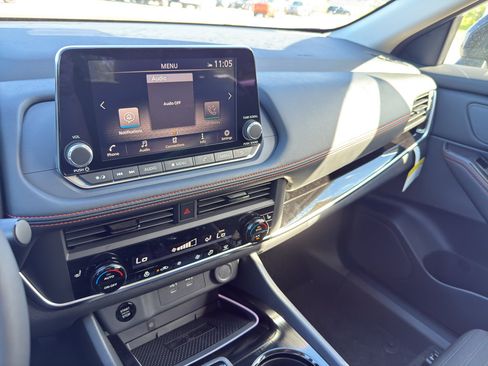 New 2026 Nissan Rogue SV AWD/4WD image 21