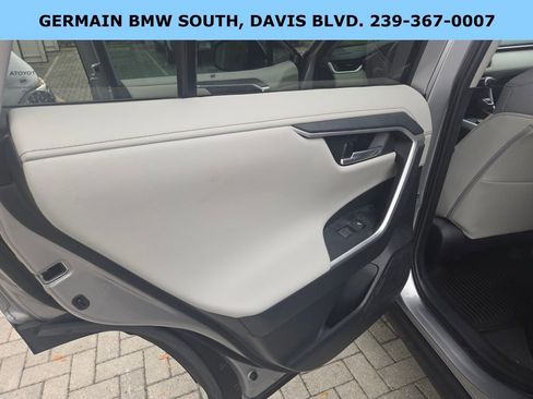 Used 2023 Toyota RAV4 Limited image 43