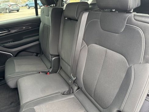 Used 2022 Jeep Grand Cherokee L Laredo w/ Luxury Tech Group I image 25