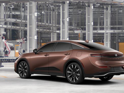 New 2026 Toyota Crown Platinum AWD/4WD image 8