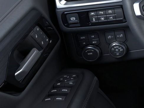 New 2026 GMC Yukon Denali w/ Sun & Power Step Package image 22